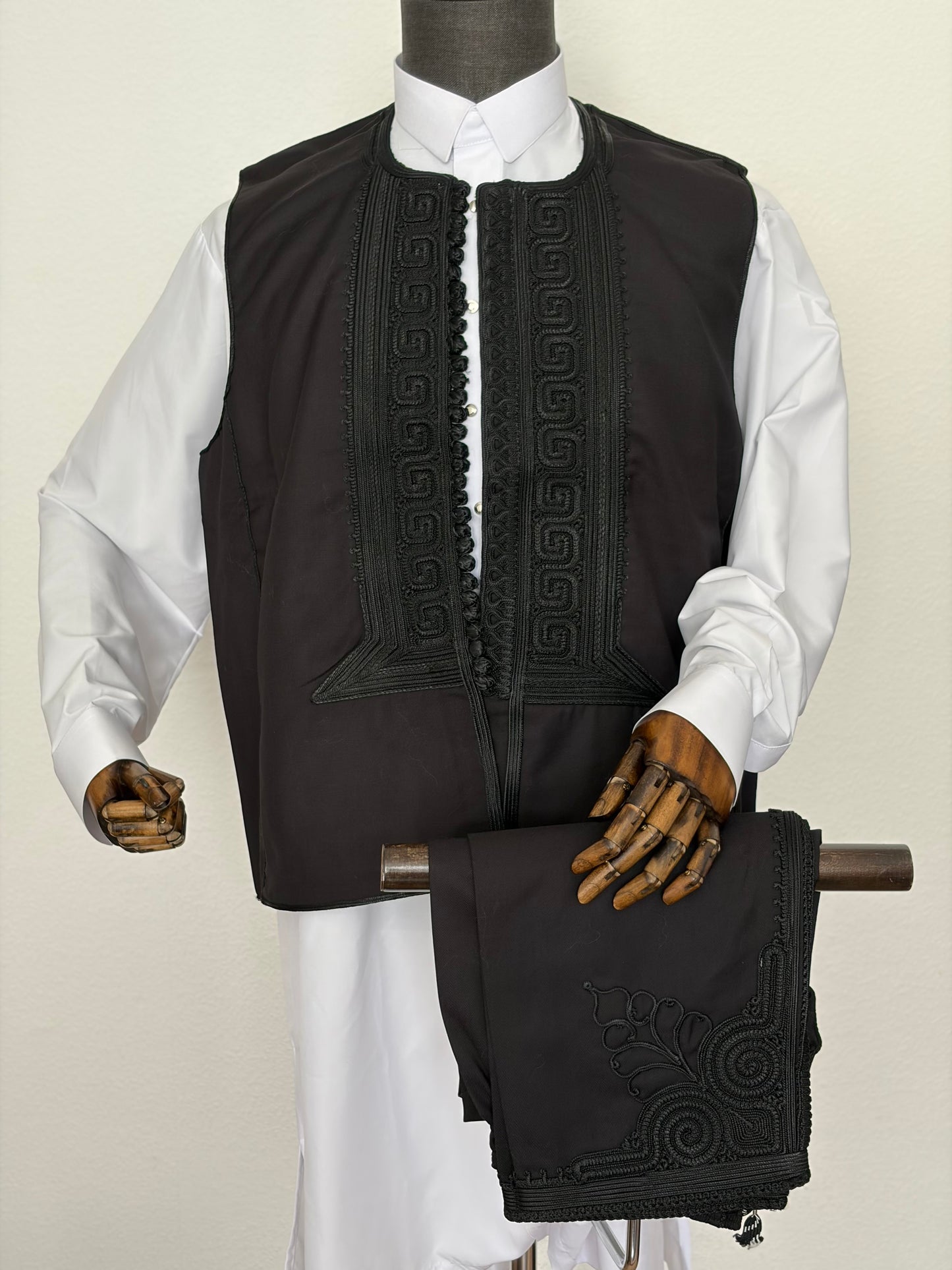 3 piece Black Jalabiyya Trabelsia